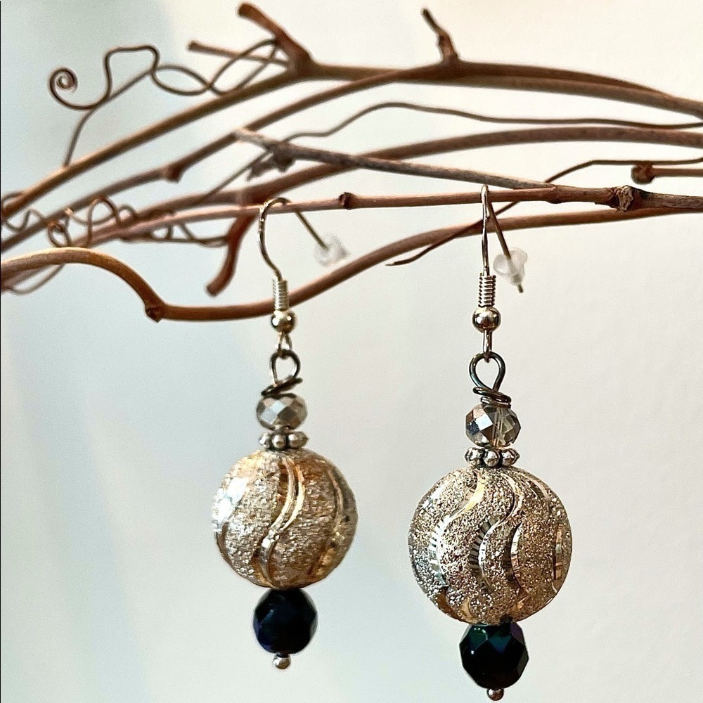 𝅺HANDMADE Sterling Silver Earrings Faceted Genuine Onyx Beads Modern Chic - Picture 6 of 8